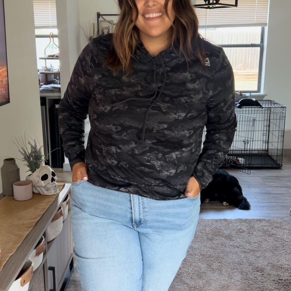 Camo Cropped Athletic top